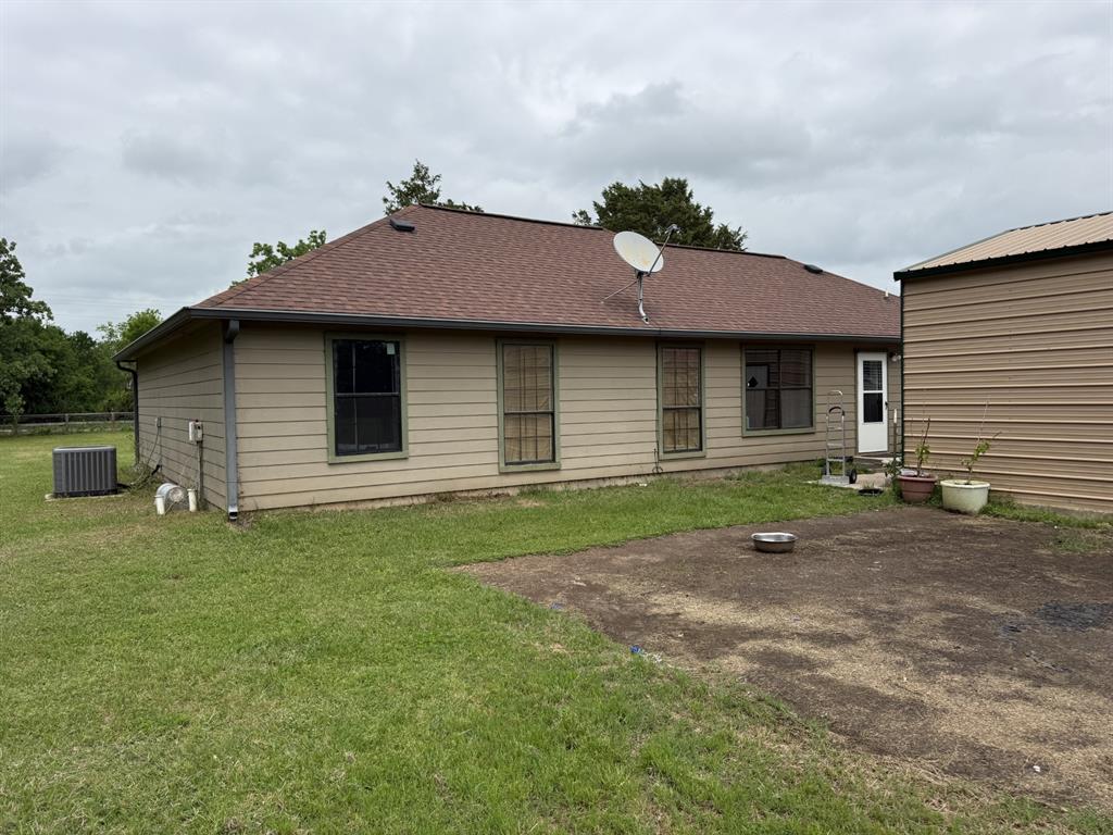 Photo of 16001 County Road 4052, Kemp, TX 75143 (MLS # 21269048)