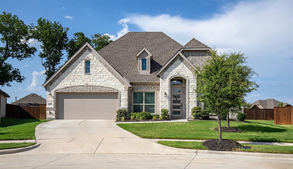 3009 Three Oaks Trail