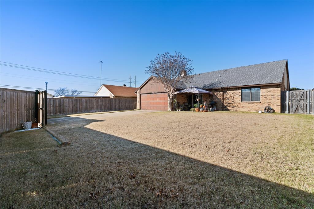 Country Meadow 02 - Residential