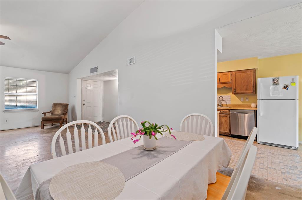 Country Meadow 02 - Residential