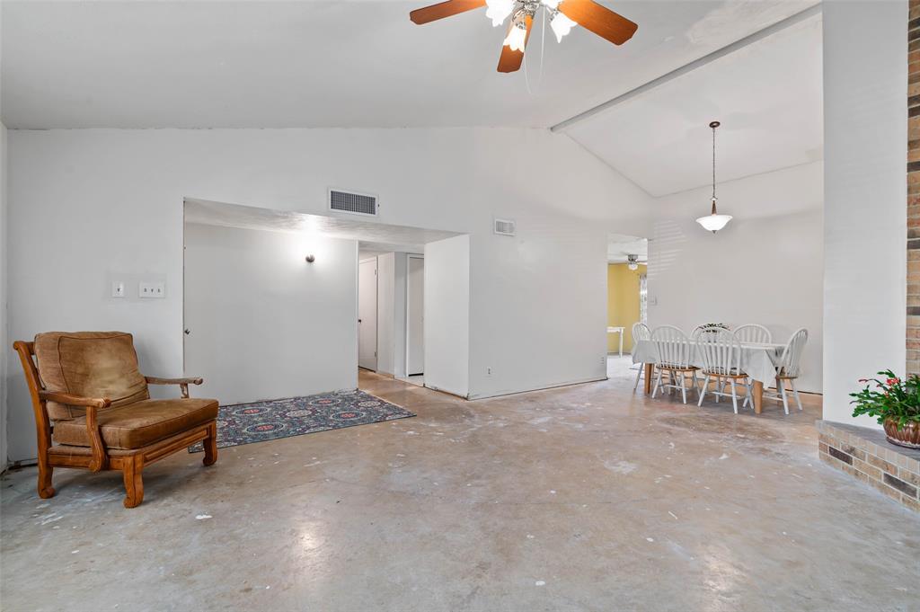 Country Meadow 02 - Residential