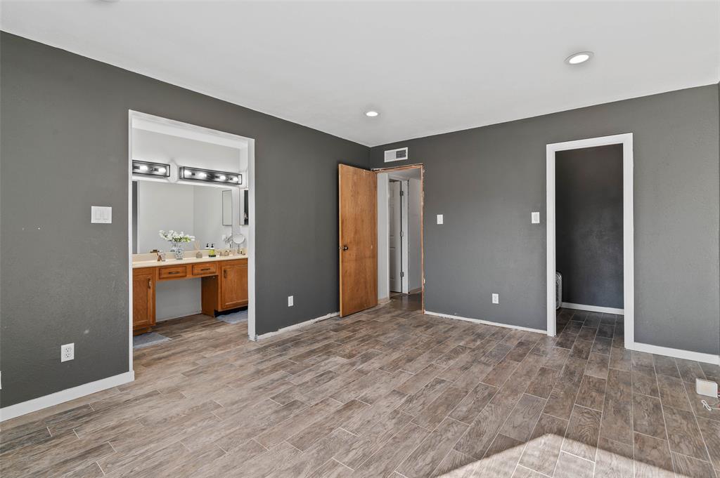 Country Meadow 02 - Residential