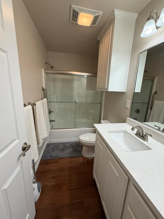 Hicks Airfield - Residential