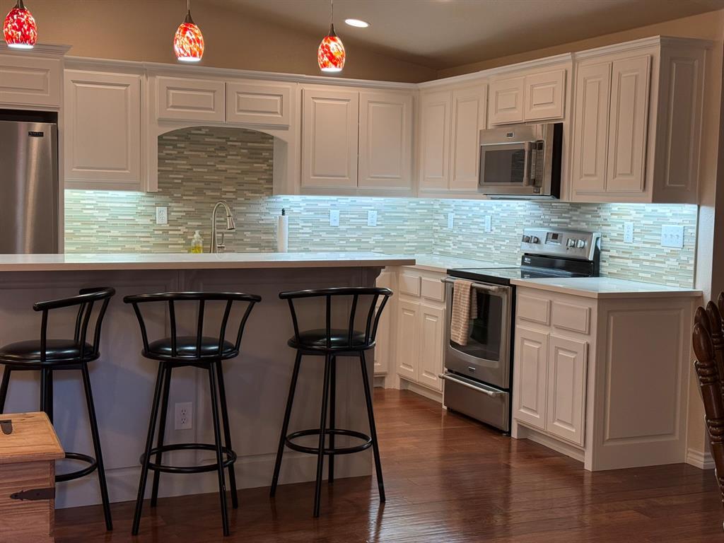 Hicks Airfield - Residential