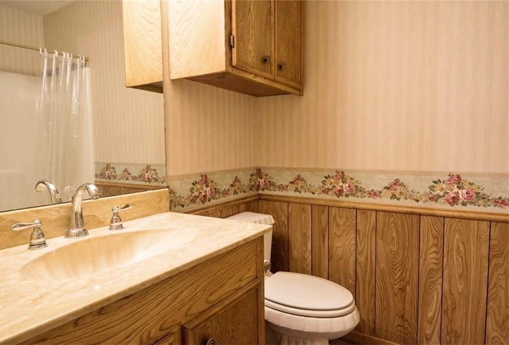 Eastwood Islands - Residential Lease