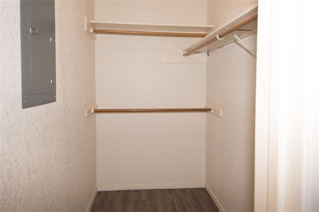 Eastwood Islands - Residential Lease