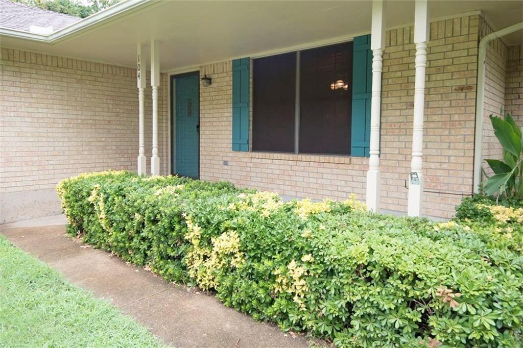 Eastwood Islands - Residential Lease