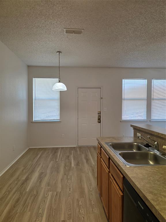 Marine Creek Hills Add - Residential Lease