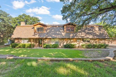 Property photo of 7 Fox Hollow Road, Joshua, TX 76058