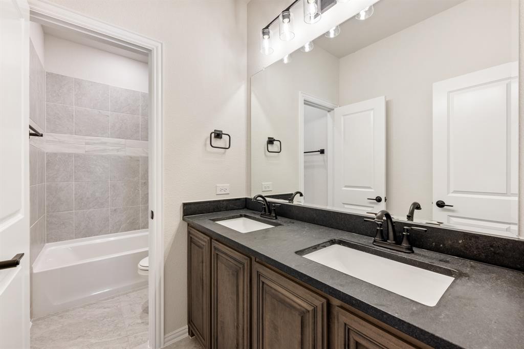 Sonoma Verde - Residential