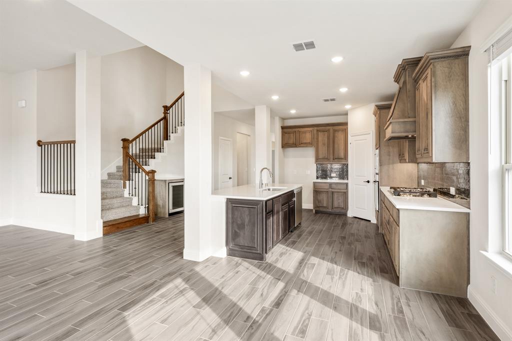 Sonoma Verde - Residential