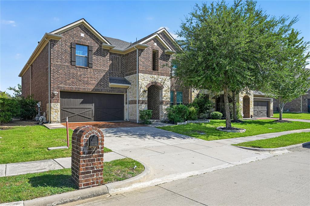 1049 Chickasaw Drive