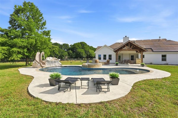 9390 LAKERIDGE DR, PRINCETON, TX 75407 - Image 40b6533db6900d1833fd3a5535fbcc7b/2027930777