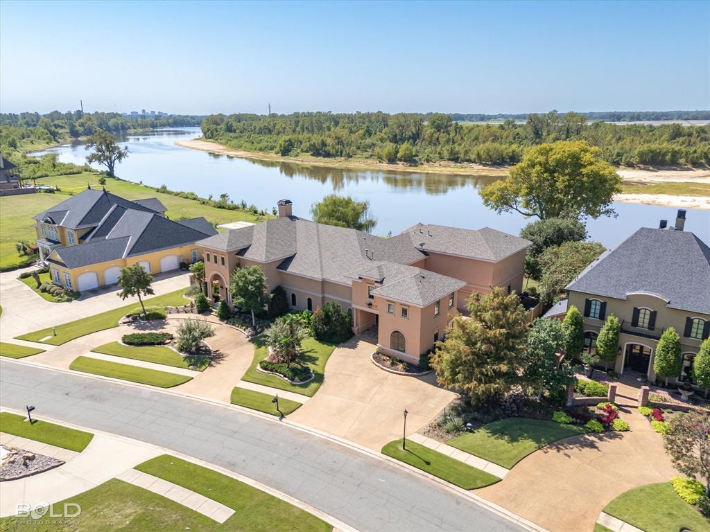 207 N Beach Drive