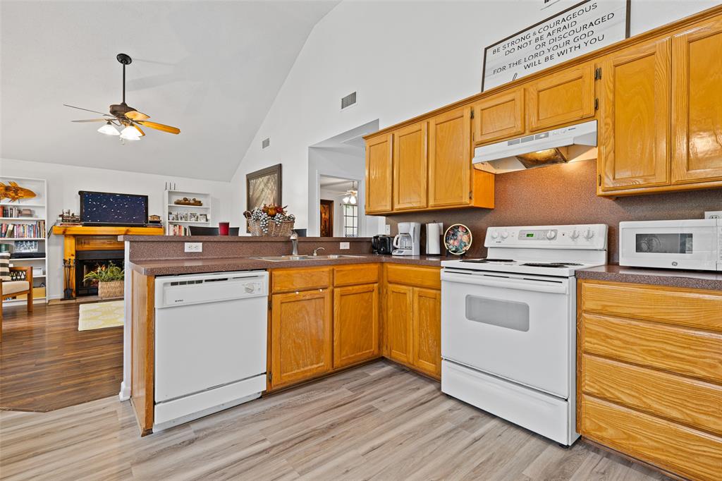 Holly Lake Ranch - Residential