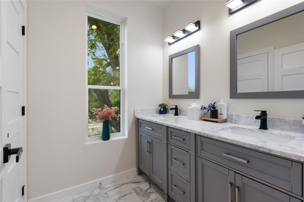 Homestead Manor - Residential Lease