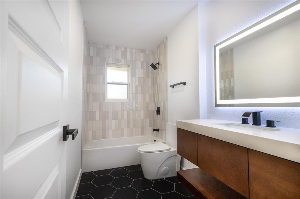 Lake Highlands North Rev - Residential