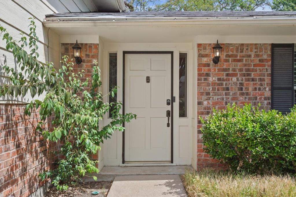 435 ELMWOOD Road