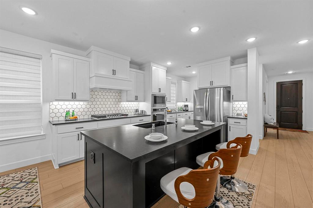 Celina, Texas 75009, United States, 4 Bedrooms Bedrooms, ,5 BathroomsBathrooms,Residential,Active,25413