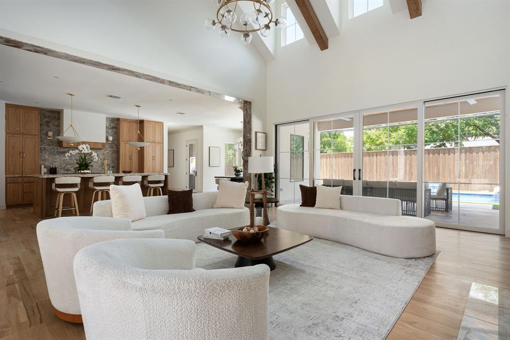 5829 Northmoor Drive