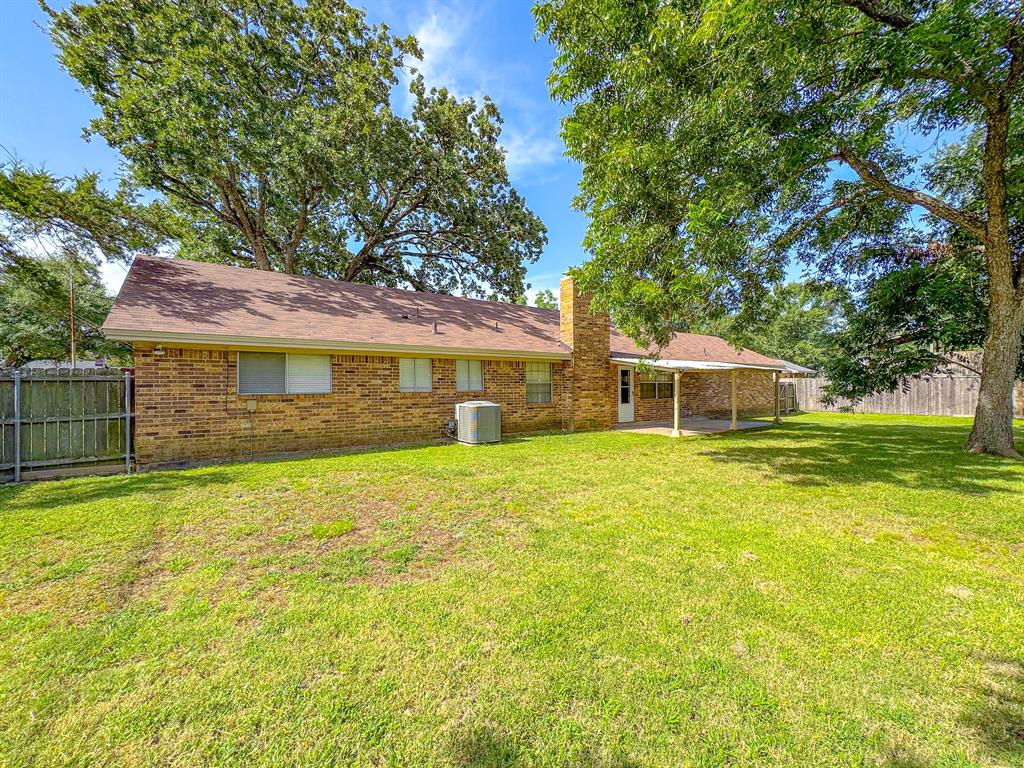 574 Ferndale Lane