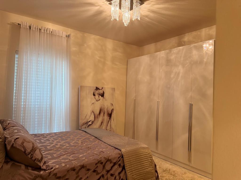 Chasewood Oaks condo - Residential