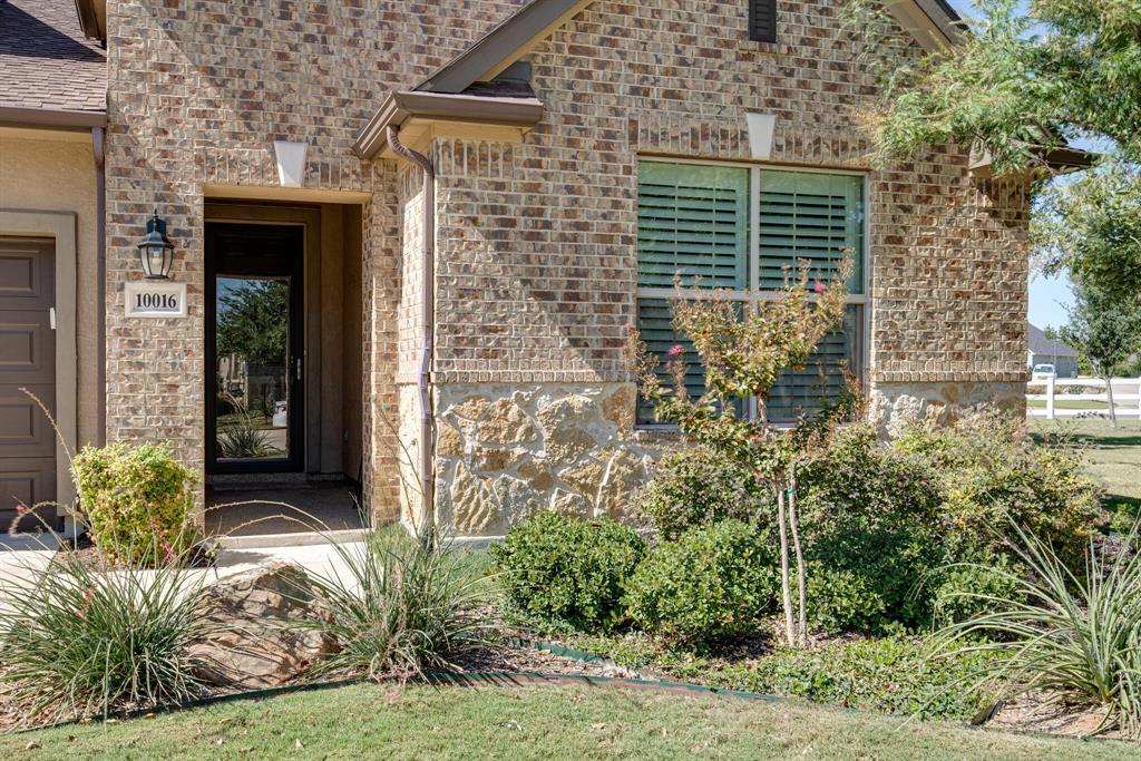 10016 Obsidian Drive