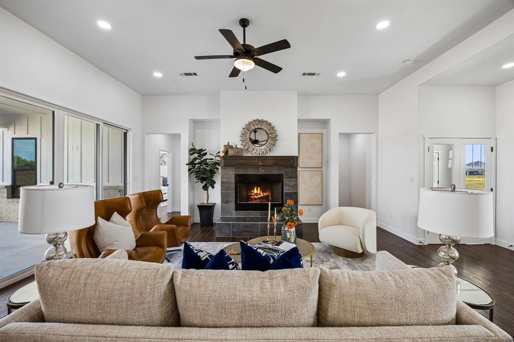 1224 Durham Lane