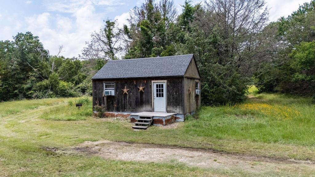 15987 County Road 4052