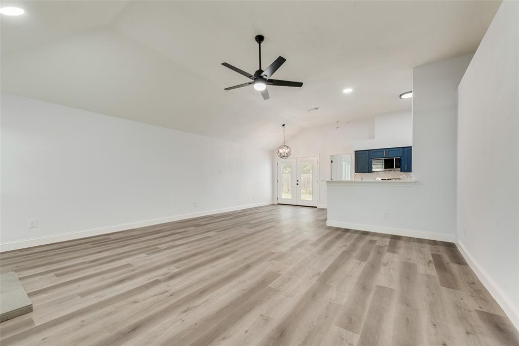 204 Hollywood Drive