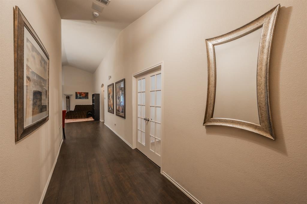 5896 Vista Heights Lane