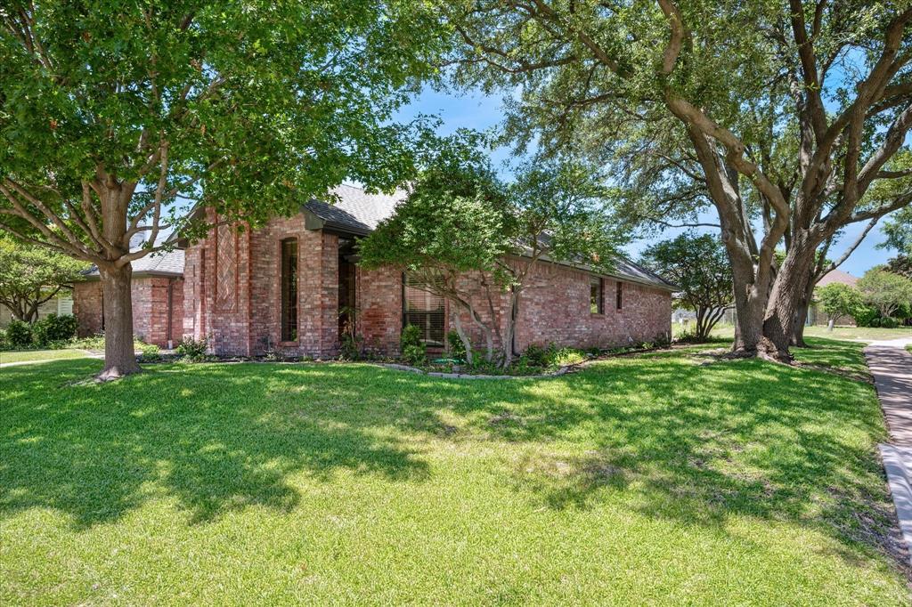 2601 Big Oaks Drive