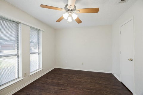 Tiny photo for 1721 Guildford Street, Garland, TX 75044 (MLS # 21397030)