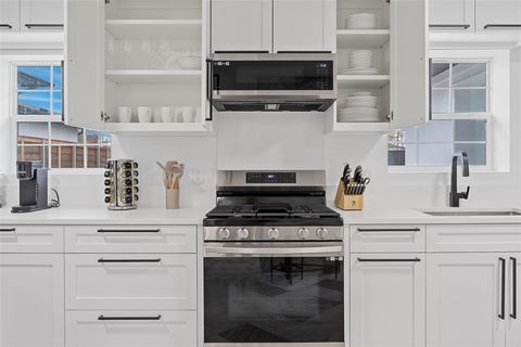 Tiny photo for 4419 Sexton Lane, Dallas, TX 75229 (MLS # 21090085)