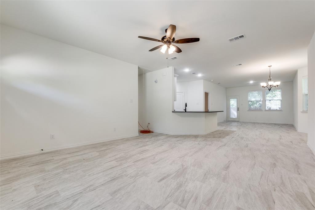 Lincoln Manor - Residential