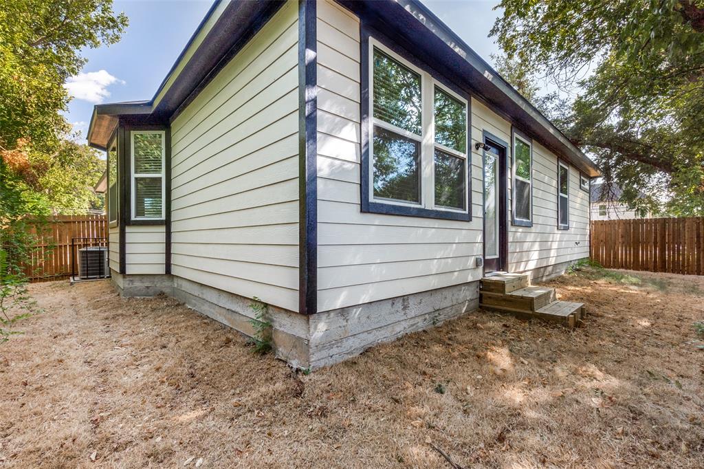 Lincoln Manor - Residential