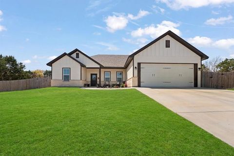 2612 Dove Trail Granbury TX 76048