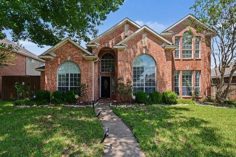 Photo of 1206 Brook Drive, Allen, TX 75002 (MLS # 21334721)