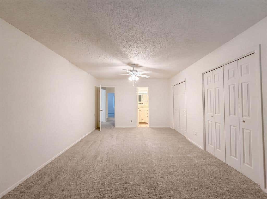 Photo of 1713 Steinburg Lane, Fort Worth, TX 76134 (MLS # 21350589)
