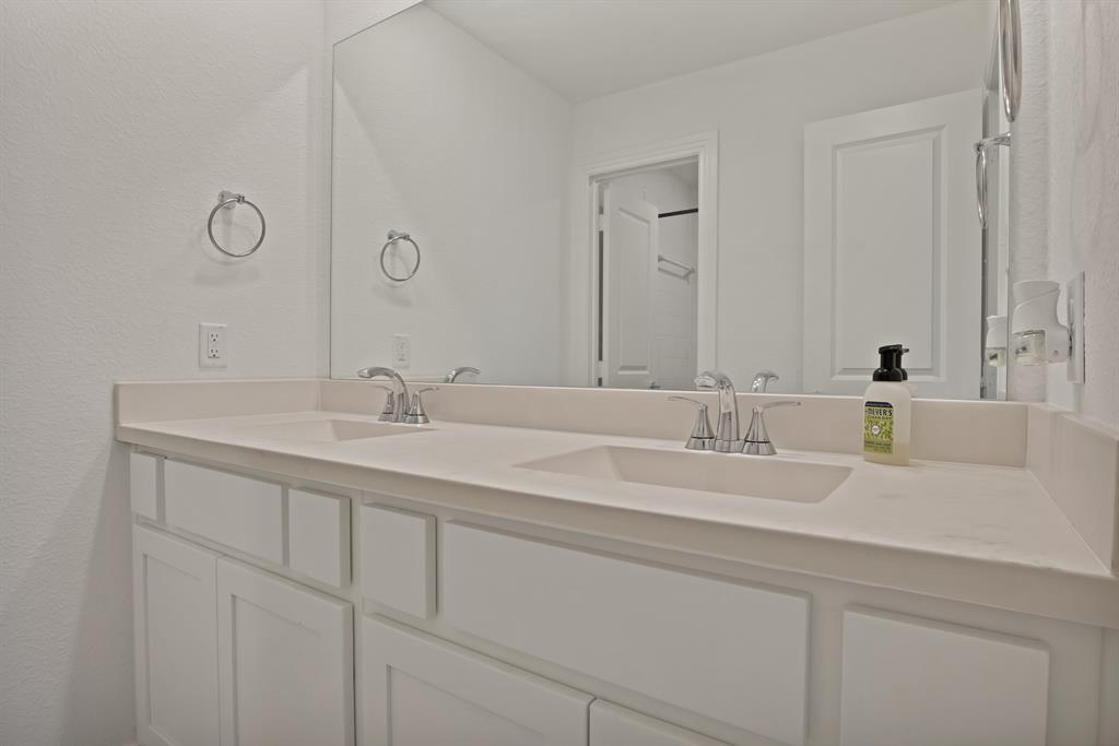 Trinity Falls Planning Unit 3 Ph 4d - Residential Lease