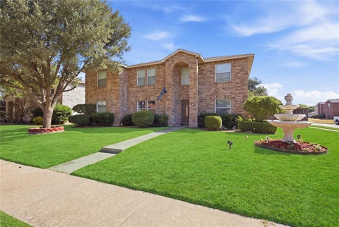 Photo of 1220 Highview Drive, Cedar Hill, TX 75104 (MLS # 21391980)