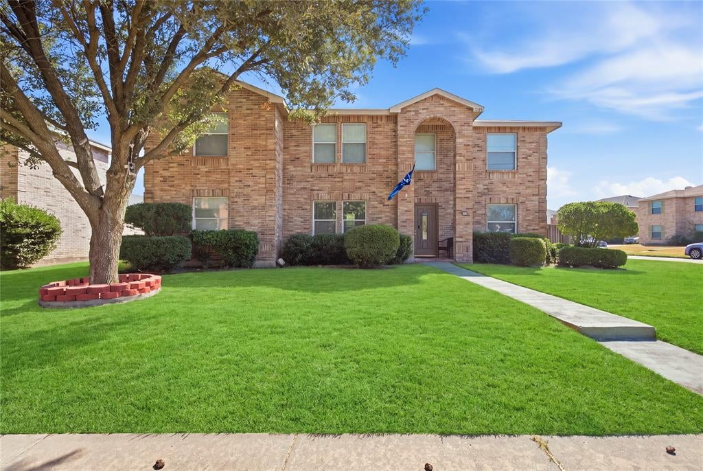 Photo of 1220 Highview Drive, Cedar Hill, TX 75104 (MLS # 21391980)
