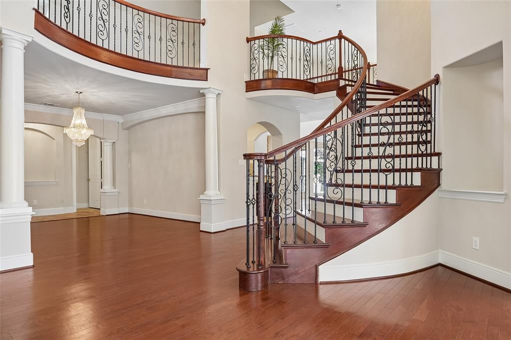 1112 Avondale Drive