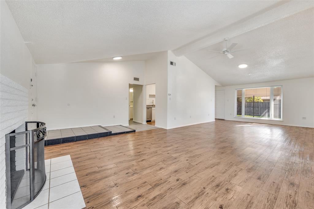 HIGHLAND MEADOWS - Residential Lease