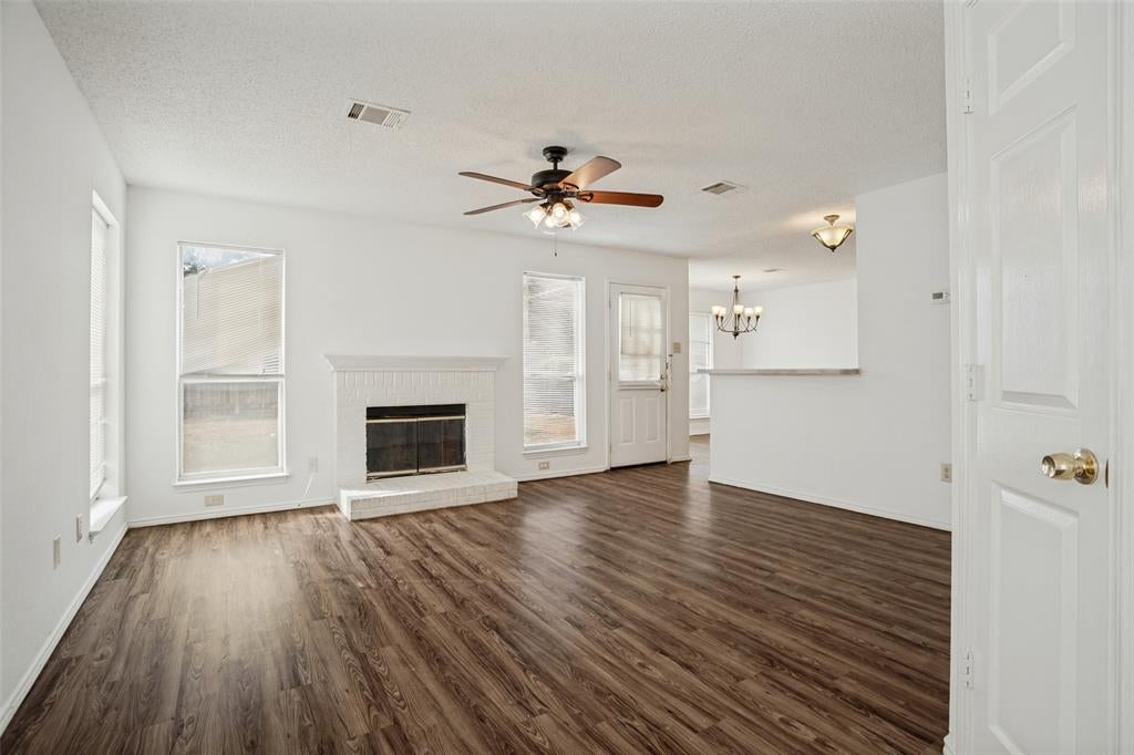 900 Sweetgum Creek