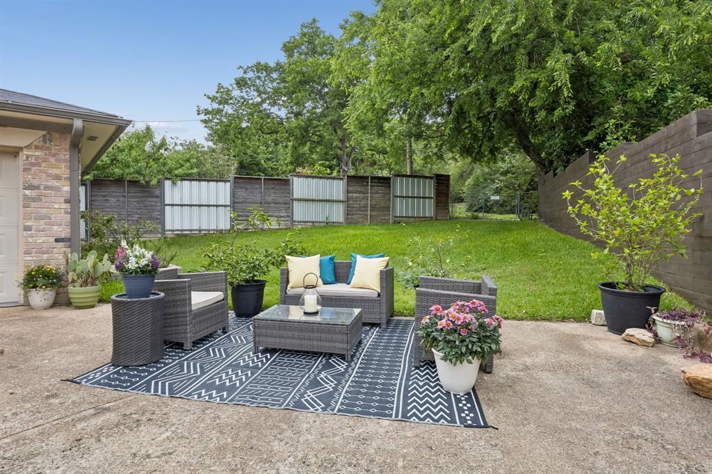 Lochwood Rev - Residential