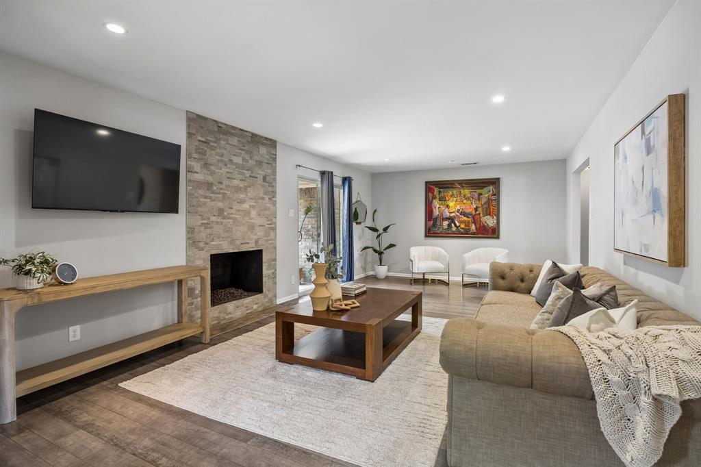 Lochwood Rev - Residential