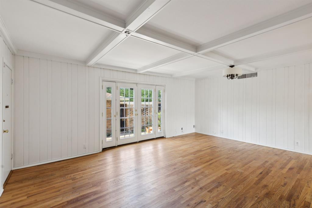 Prestwick Manor - Residential