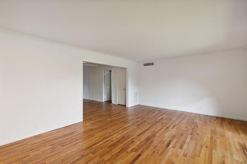 Prestwick Manor - Residential