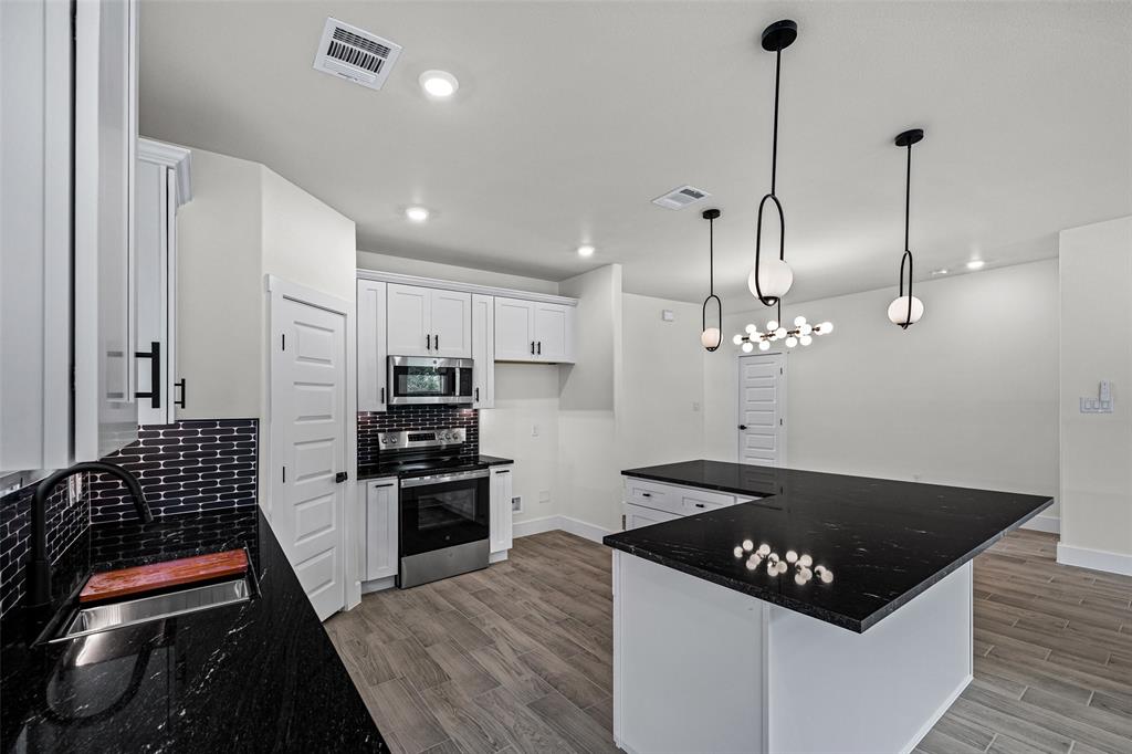 Canyon Creek V - Residential
